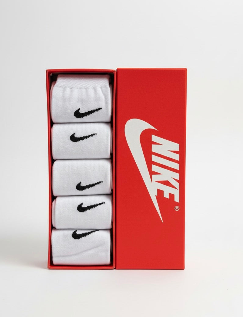 Nike Cushioned Crew Socks White (Pack of 5)